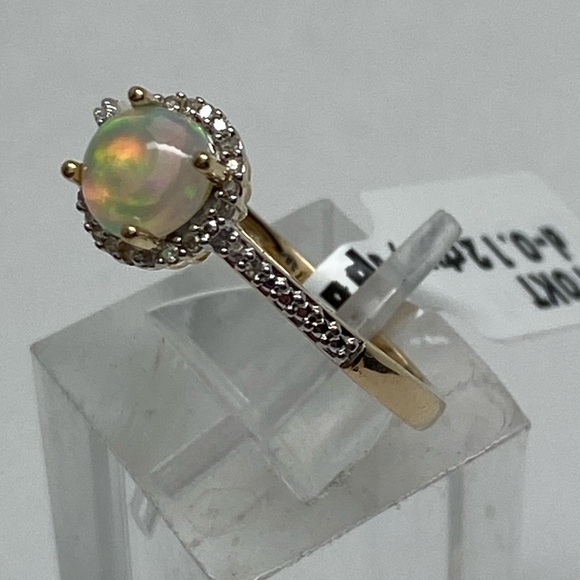 10K Yellow Gold Natural Opal and 0.12ct twt Diamond Halo Ring Size 7 NEW - Picture 4 of 14